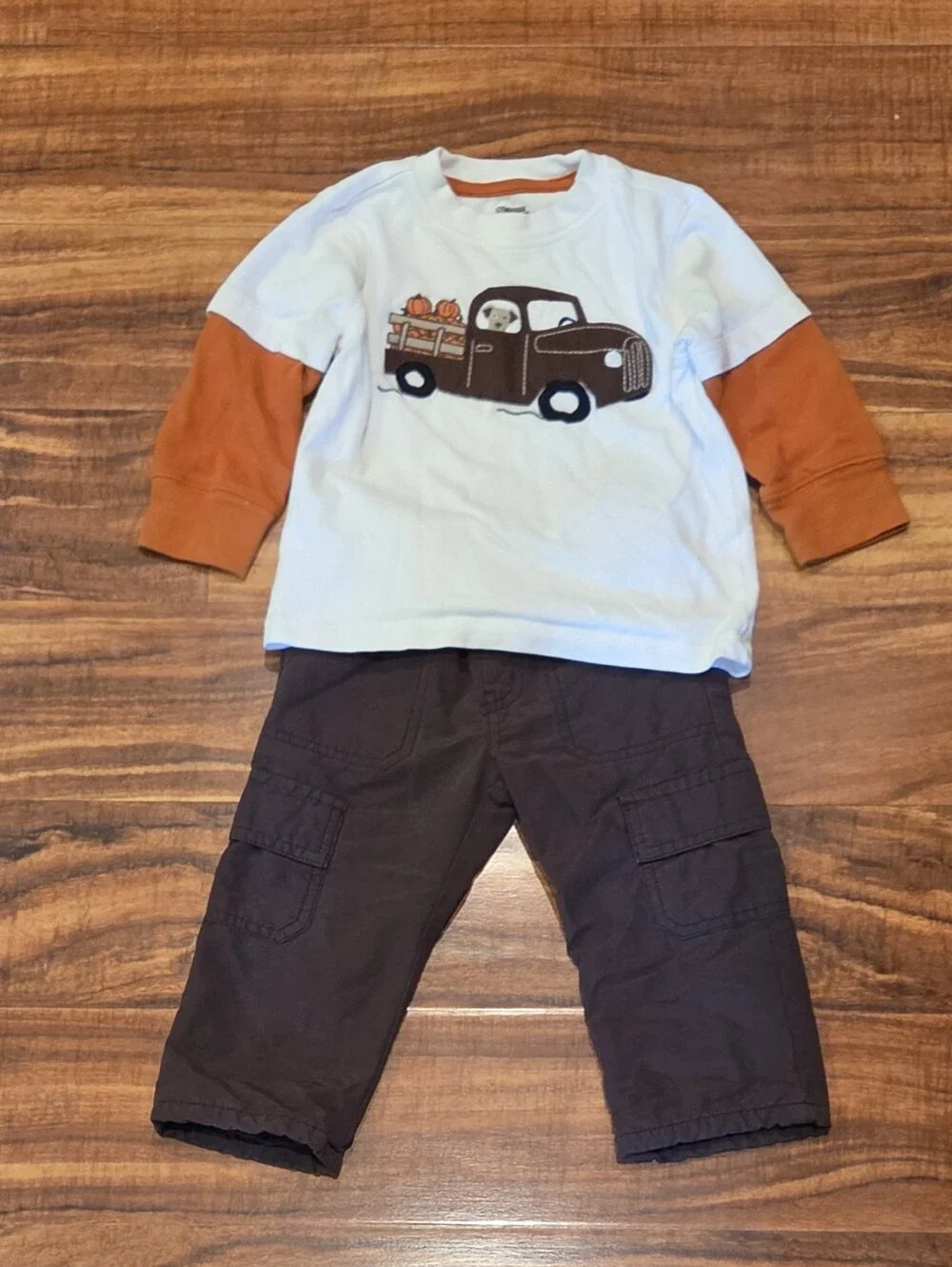 Gymboree EUC 18-24 Pumpkin Sweater Hoodie, Windpants, Long Sleeve Top and Socks